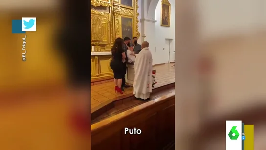 "¡Déjeme, puto!": el grito viral de una niña al cura que intenta bautizarla "¡Déjeme, puto!": el grito viral de una niña al cura que intenta bautizarla