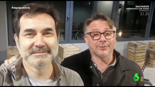 Los dueños de una tienda de bicis en Madrid Los dueños de una tienda de bicis en Madrid