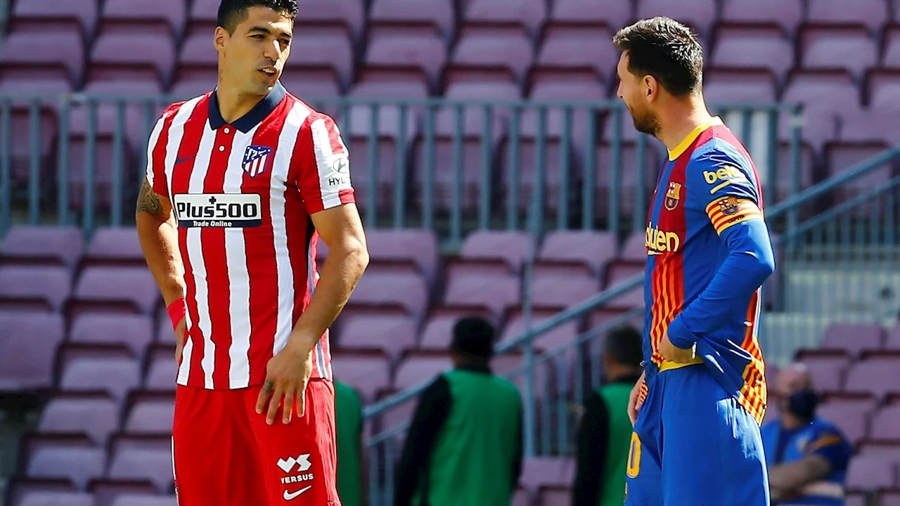 Luis Suárez, con Messi