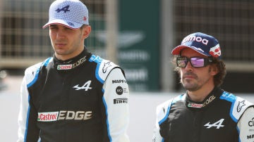 Esteban Ocon y Fernando Alonso