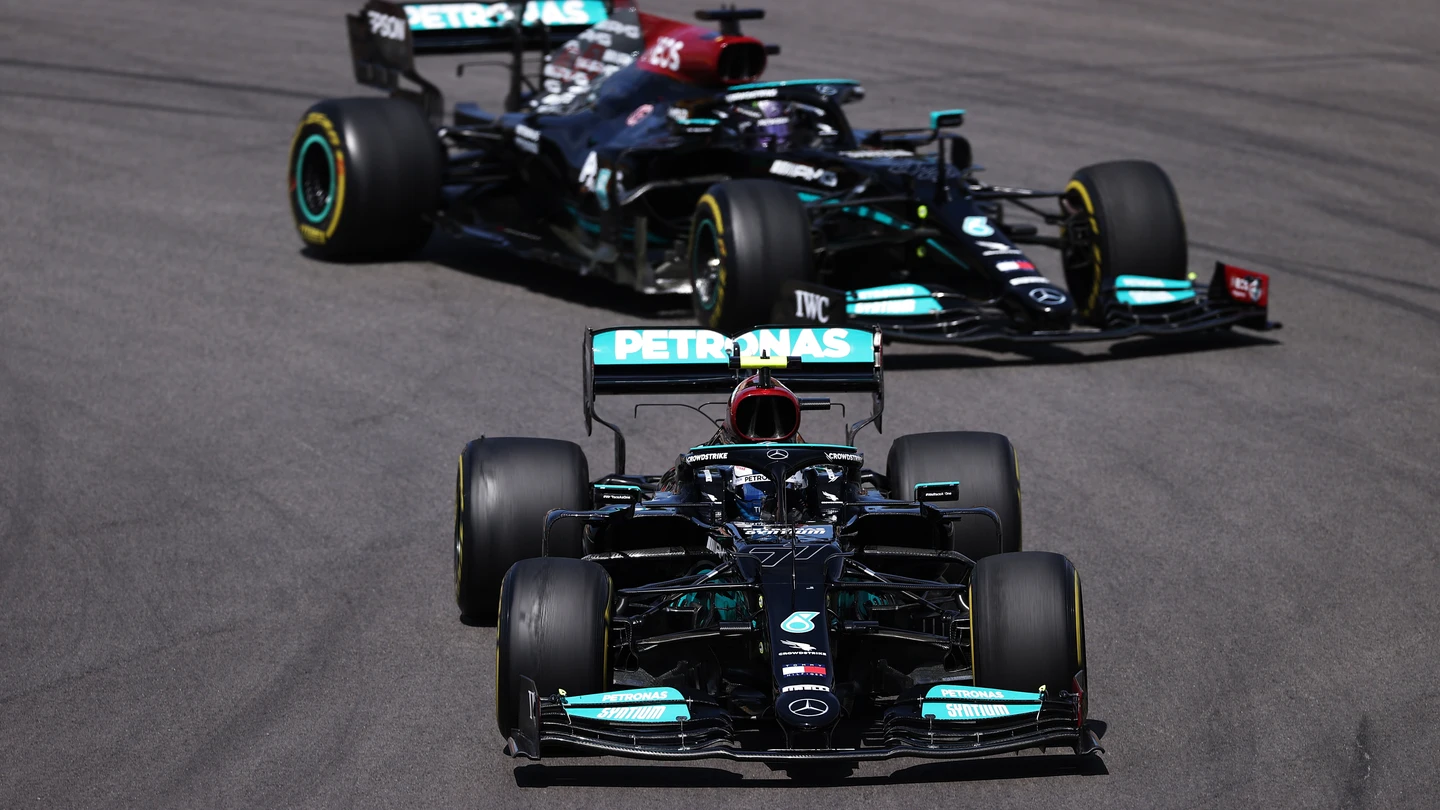 Valtteri Bottas y Lewis Hamilton Valtteri Bottas y Lewis Hamilton