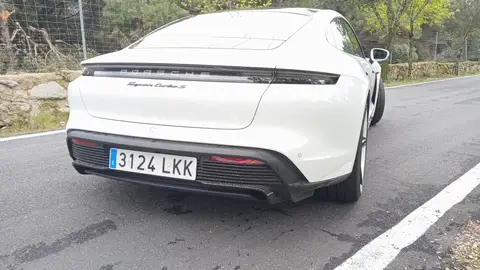 Porsche Taycan Turbo S Porsche Taycan Turbo S