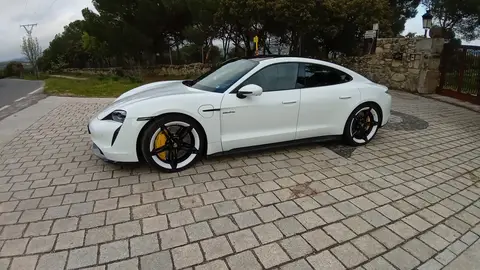 Porsche Taycan Turbo S Porsche Taycan Turbo S