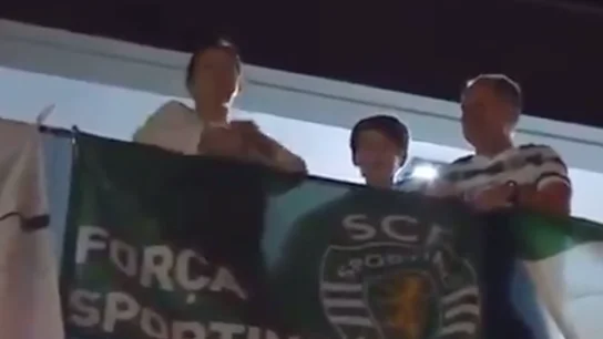 La madre de Cristiano, Dolores Aveiro, festejando la Liga del Sporting La madre de Cristiano, Dolores Aveiro, festejando la Liga del Sporting