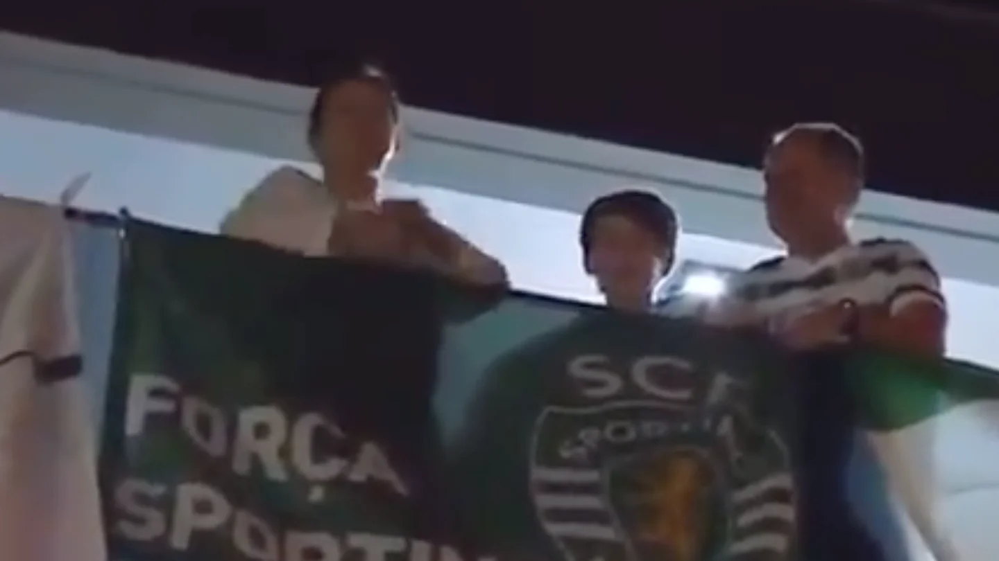 La madre de Cristiano, Dolores Aveiro, festejando la Liga del Sporting La madre de Cristiano, Dolores Aveiro, festejando la Liga del Sporting