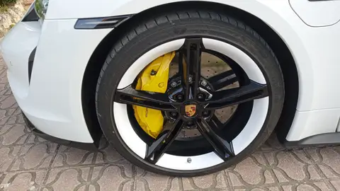 Porsche Taycan Turbo S Porsche Taycan Turbo S