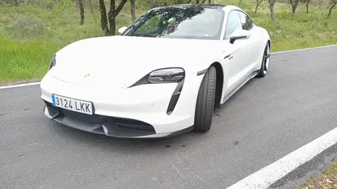 Porsche Taycan Turbo S Porsche Taycan Turbo S