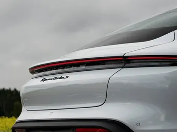 Porsche Taycan Turbo S Porsche Taycan Turbo S