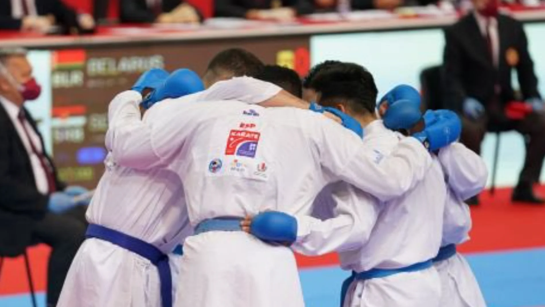 El equipo de kumite en el Campeonato de Europa celebrado en Porec