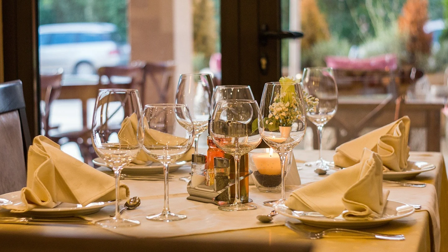 6 trucos legales para pagar menos en un restaurante 6 trucos legales para pagar menos en un restaurante