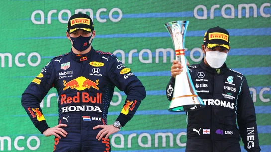 Max Verstappen y Lewis Hamilton Max Verstappen y Lewis Hamilton