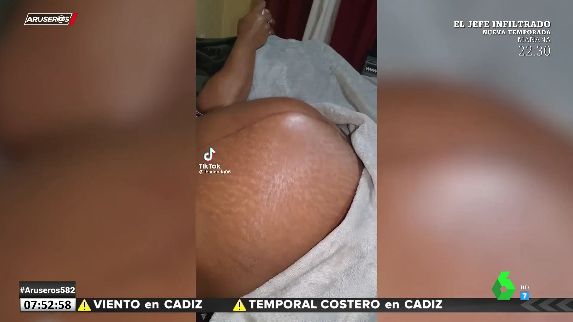 Una mujer graba los increíbles movimientos de su bebé durante el embarazo