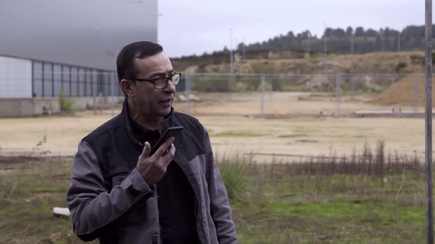 El albañil de 'Carlos Conde Peluqueros' estalla contra el jefe infiltrado: "No sirves para nada" El albañil de 'Carlos Conde Peluqueros' estalla contra el jefe infiltrado: "No sirves para nada"