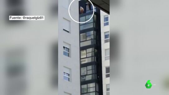 A punto de caer al vac&iacute;o