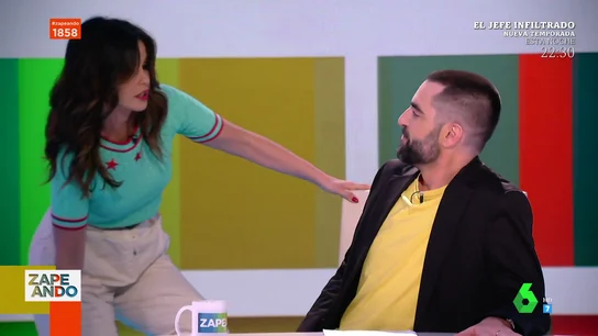 El traspiés de Marta Torné en el plató que destapa un secreto de su look: "Da igual, lo llevo con dignidad" El traspiés de Marta Torné en el plató que destapa un secreto de su look: "Da igual, lo llevo con dignidad"