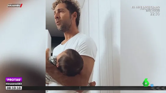 Rosanna Zanetti muestra la técnica de David Bisbal para dormir a su hija Bianca Rosanna Zanetti muestra la técnica de David Bisbal para dormir a su hija Bianca