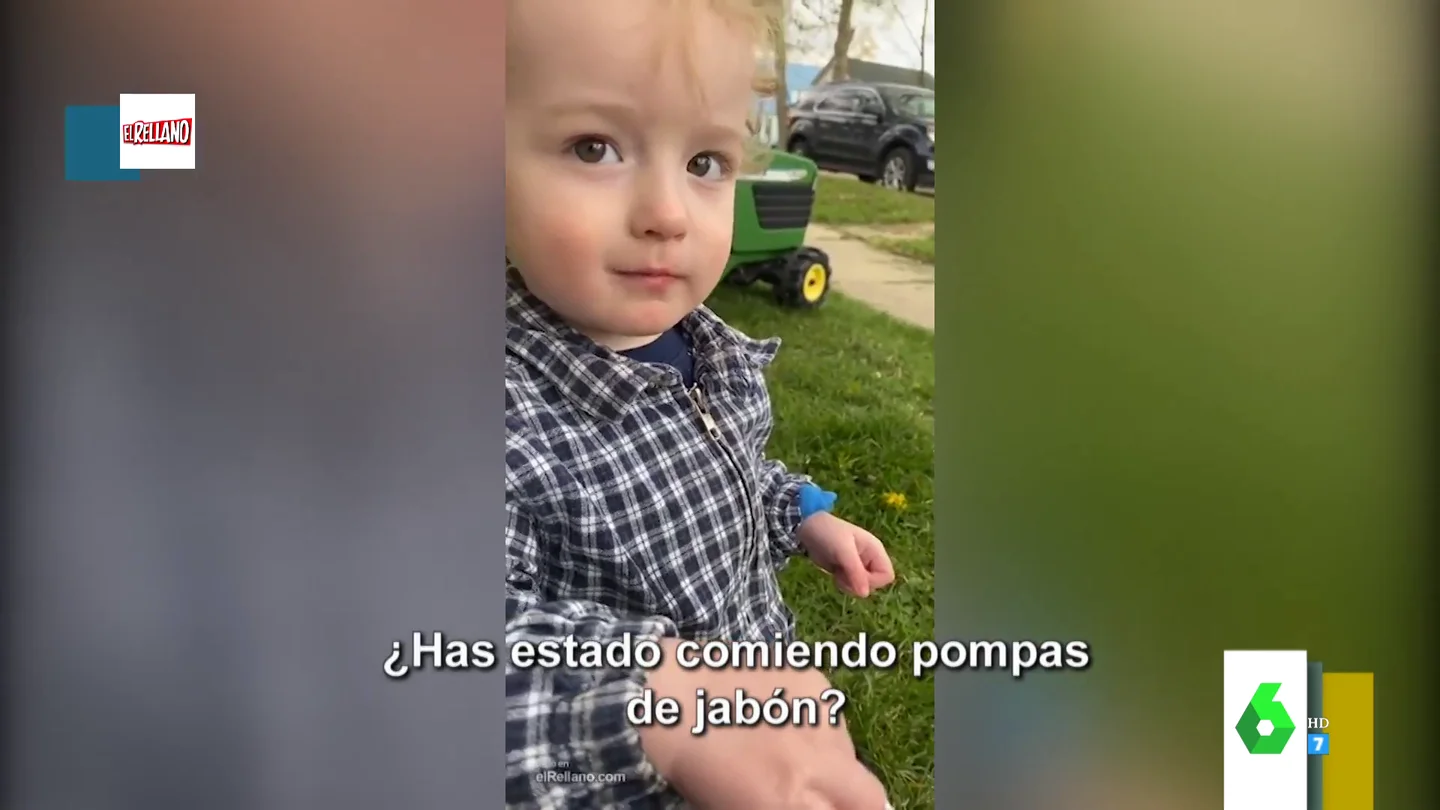 El cómico vídeo de un niño que niega haber comido pompas de jabón El cómico vídeo de un niño que niega haber comido pompas de jabón