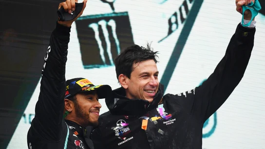 Lewis Hamilton, con Toto Wolff Hamilton, con Toto Wolff