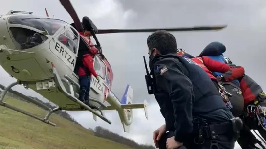 Rescate de las montañeras Rescate de las montañeras