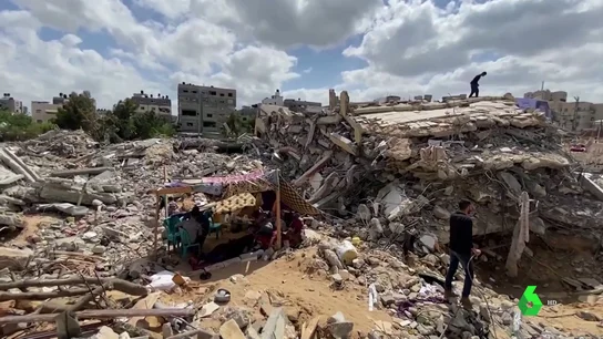 Imagen de ruinas tras un bombardeo Imagen de ruinas tras un bombardeo