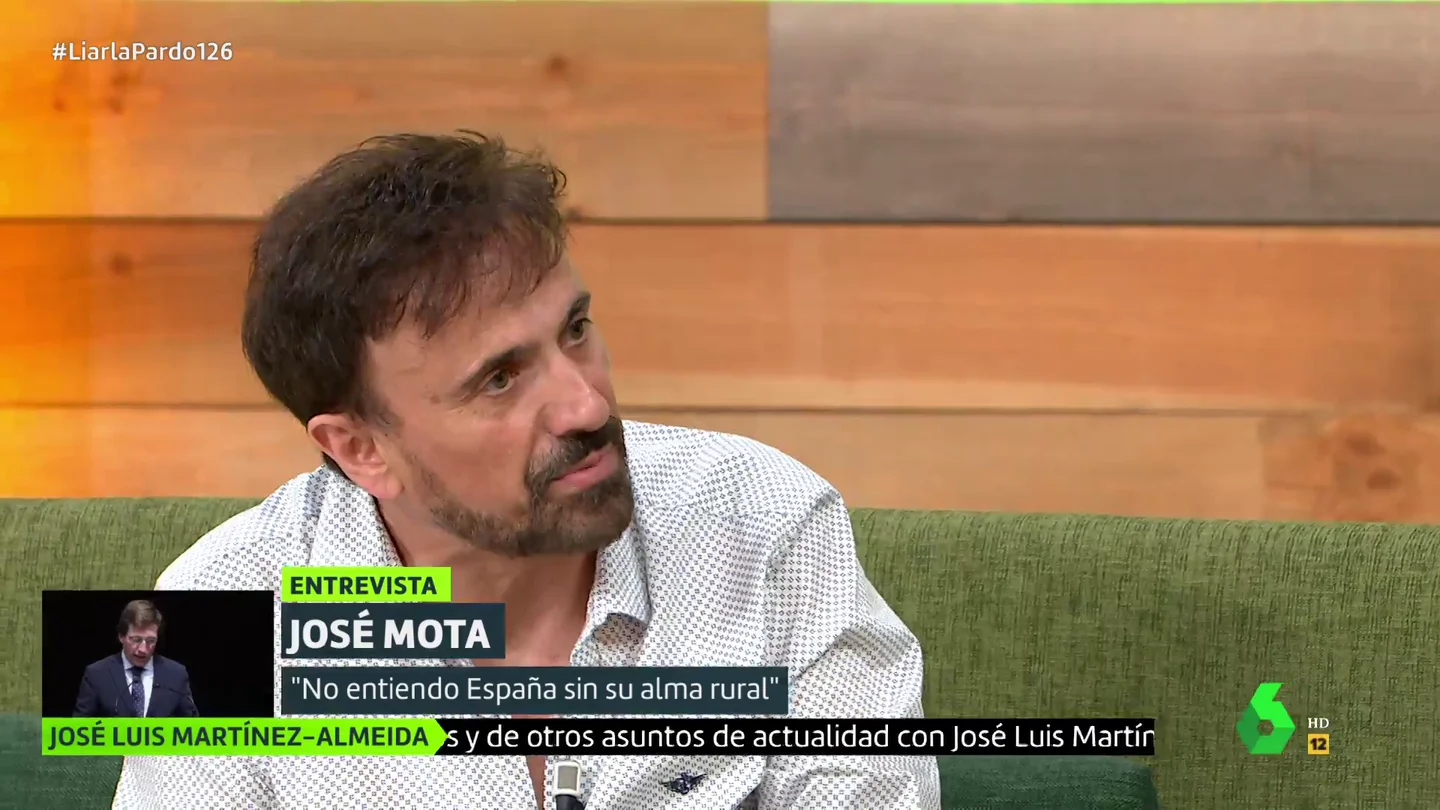 El emotivo alegato de José Mota sobre su pueblo, Montiel: "Allí me encuentro otra vez con el niño que fui" El emotivo alegato de José Mota sobre su pueblo, Montiel: "Allí me encuentro otra vez con el niño que fui"