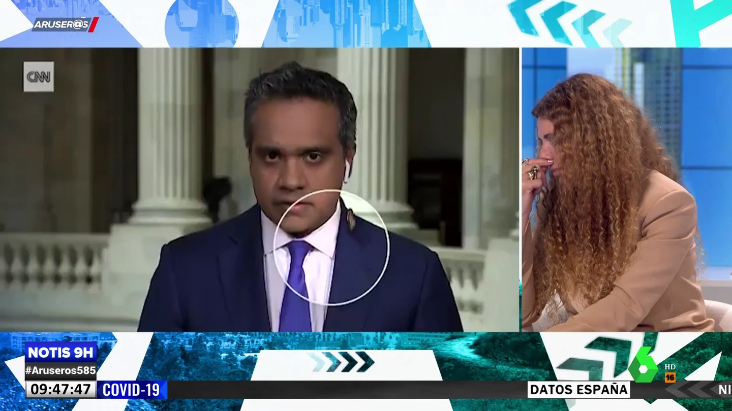 Un corresponsal de la 'CNN', sorprendido por una gran cigarra en pleno directo Un corresponsal de la 'CNN', sorprendido por una gran cigarra en pleno directo
