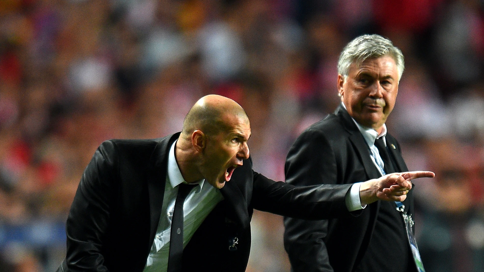 Zinedine Zidane y Carlo Ancelotti durante la final de Champions de Lisboa (2014)
