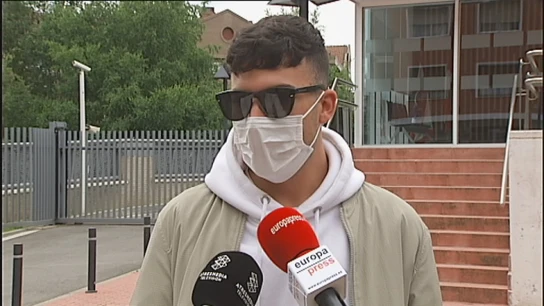 Habla el joven que sufrió una brutal agresión homófoba de 13 personas en Basauri: "Me podrían haber matado" Habla el joven que sufrió una brutal agresión homófoba de 13 personas en Basauri: "Me podrían haber matado"