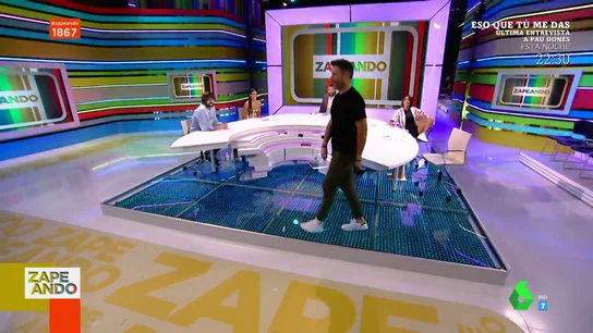 El look de Iñaki Urrutia sorprende a Cristina Pedroche: "Hay que venir más arreglado" El look de Iñaki Urrutia sorprende a Cristina Pedroche: "Hay que venir más arreglado"
