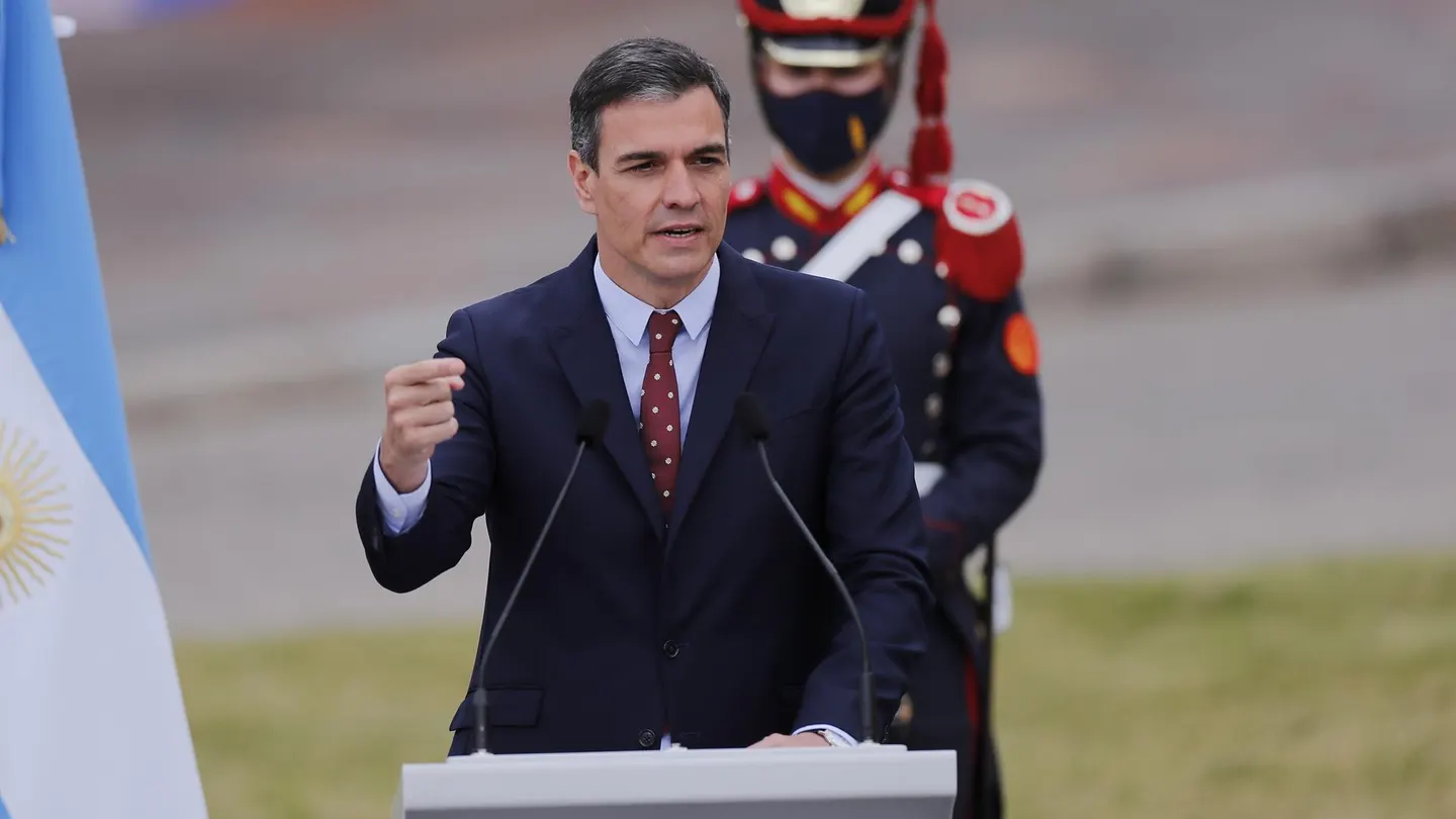 Sánchez pide "comprensión y magnanimidad" ante los indultos y dice de la carta de Junqueras que "cualquier paso a favor de la distensión es bienvenido" Sánchez pide "comprensión y magnanimidad" ante los indultos y dice de la carta de Junqueras que "cualquier paso a favor de la distensión es bienvenido"