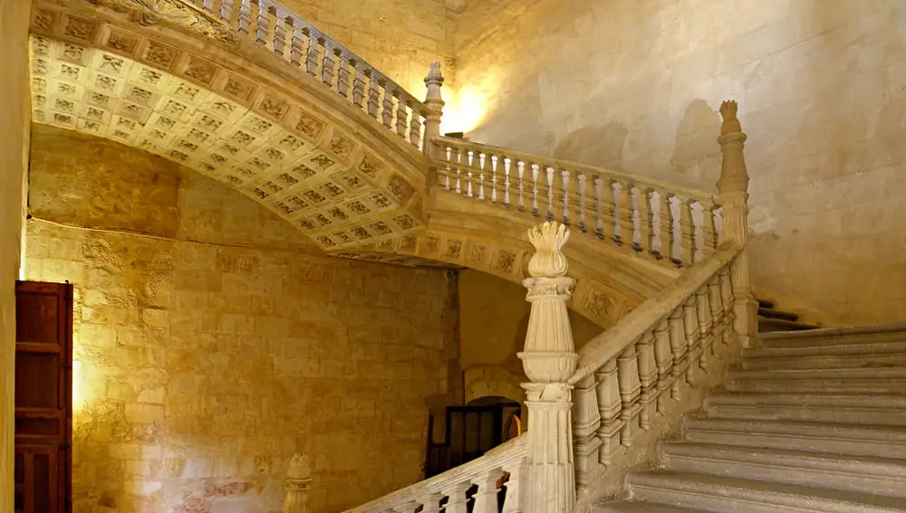 Convento de San Esteban. Escalera de Soto