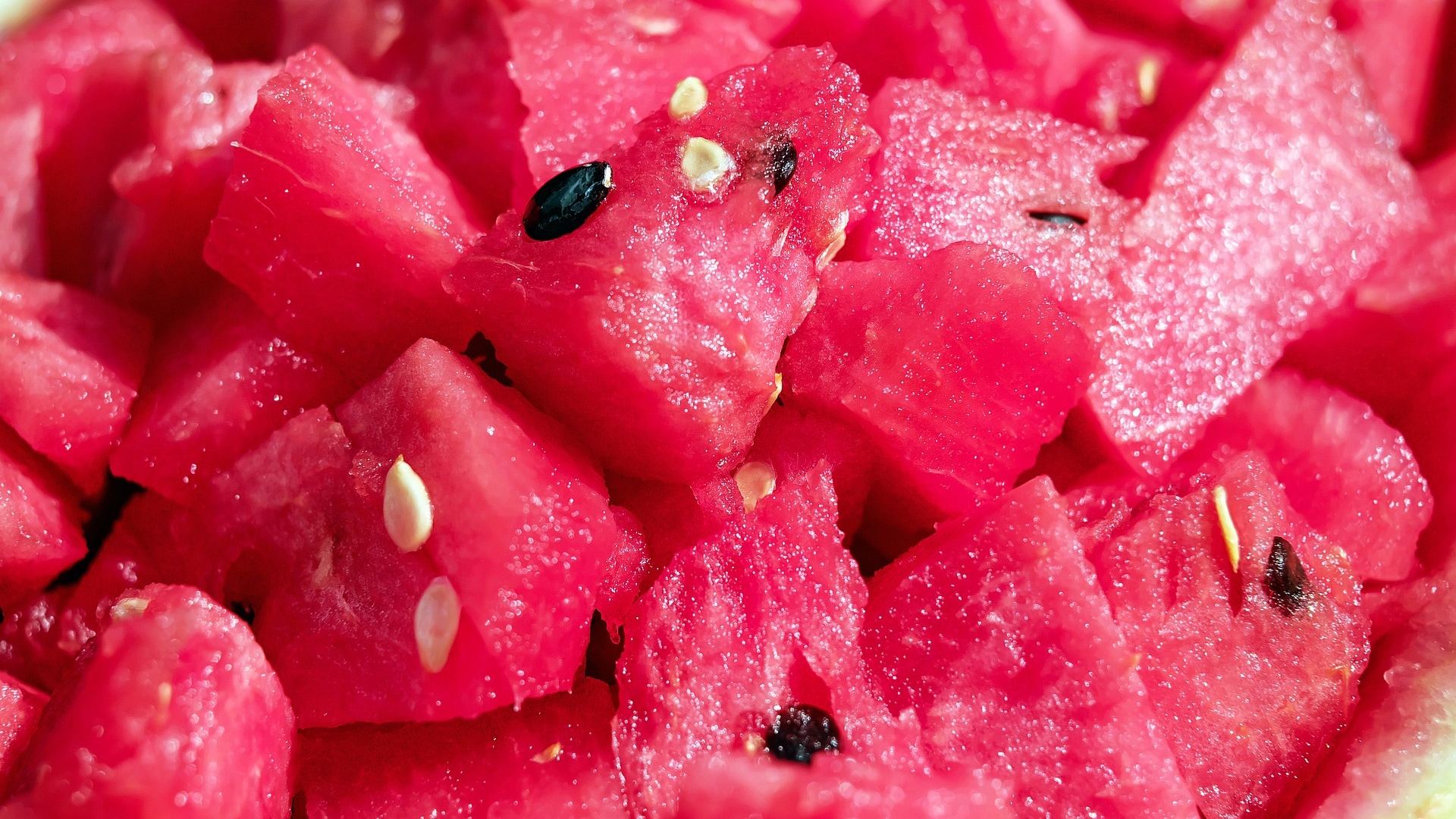 El sencillo truco de un frutero para saber si una sandía es buena según suene - Vimarsana News