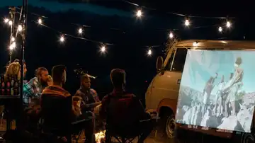 llévate el cine a cualquier parte con estos mini proyectores llévate el cine a cualquier parte con estos mini proyectores