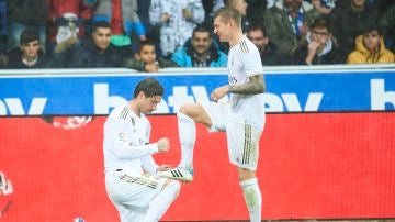 Sergio Ramos y Toni Kroos