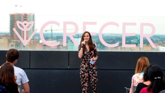 La candidata a dirigir Podemos, Ione Belarra, en el cierre de campaña en Zaragoza. La candidata a dirigir Podemos, Ione Belarra, en el cierre de campaña en Zaragoza.