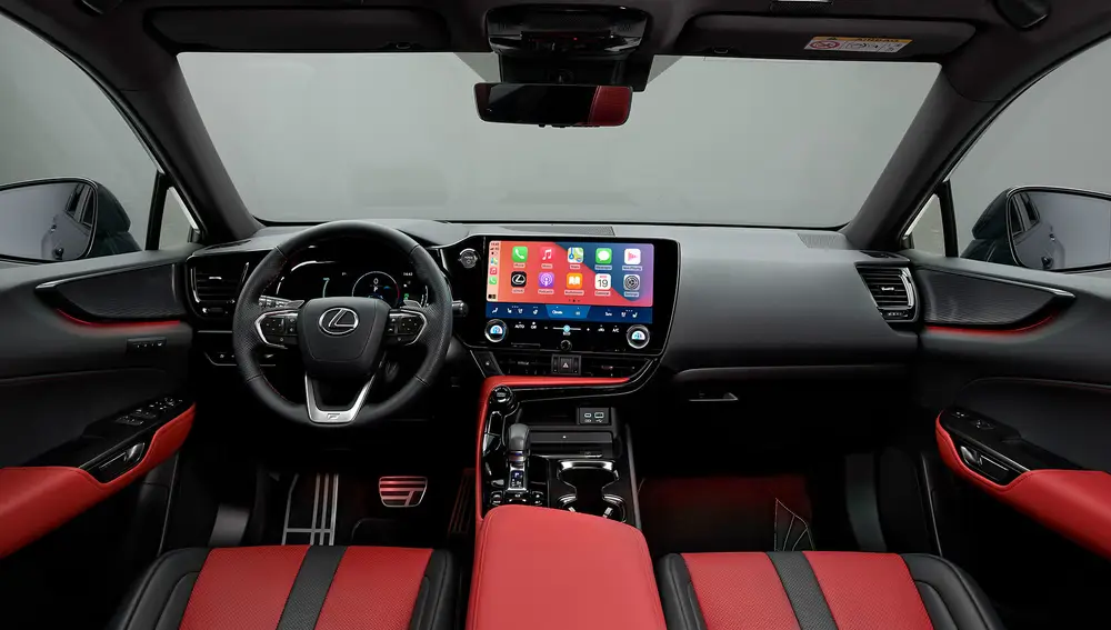 Interior del Lexus NX 2022 