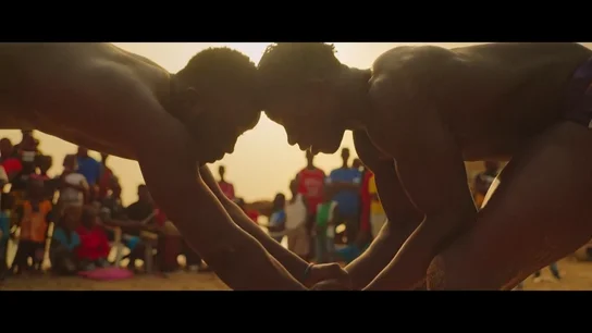 La historia de Bayé Fallou 'Las Palmas', el exitoso luchador senegalés que sueña con emigrar: "España es mi elección" La historia de Bayé Fallou 'Las Palmas', el exitoso luchador senegalés que sueña con emigrar: "España es mi elección"