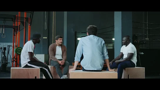 "La gente está cabreada": dos senagaleses que viven en Canarias cuentan cómo han notado el aumento del racismo "La gente está cabreada": dos senagaleses que viven en Canarias cuentan cómo han notado el aumento del racismo