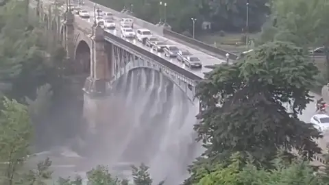 Enormes tormentas sacuden varios puntos de la Península Enormes tormentas sacuden varios puntos de la Península