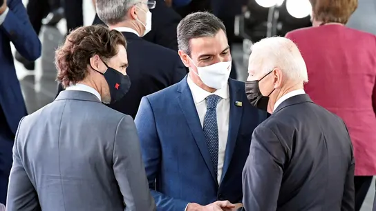 Encuentro entre Pedro Sánchez y Joe Biden en la cumbre de la OTAN Encuentro entre Pedro Sánchez y Joe Biden en la cumbre de la OTAN
