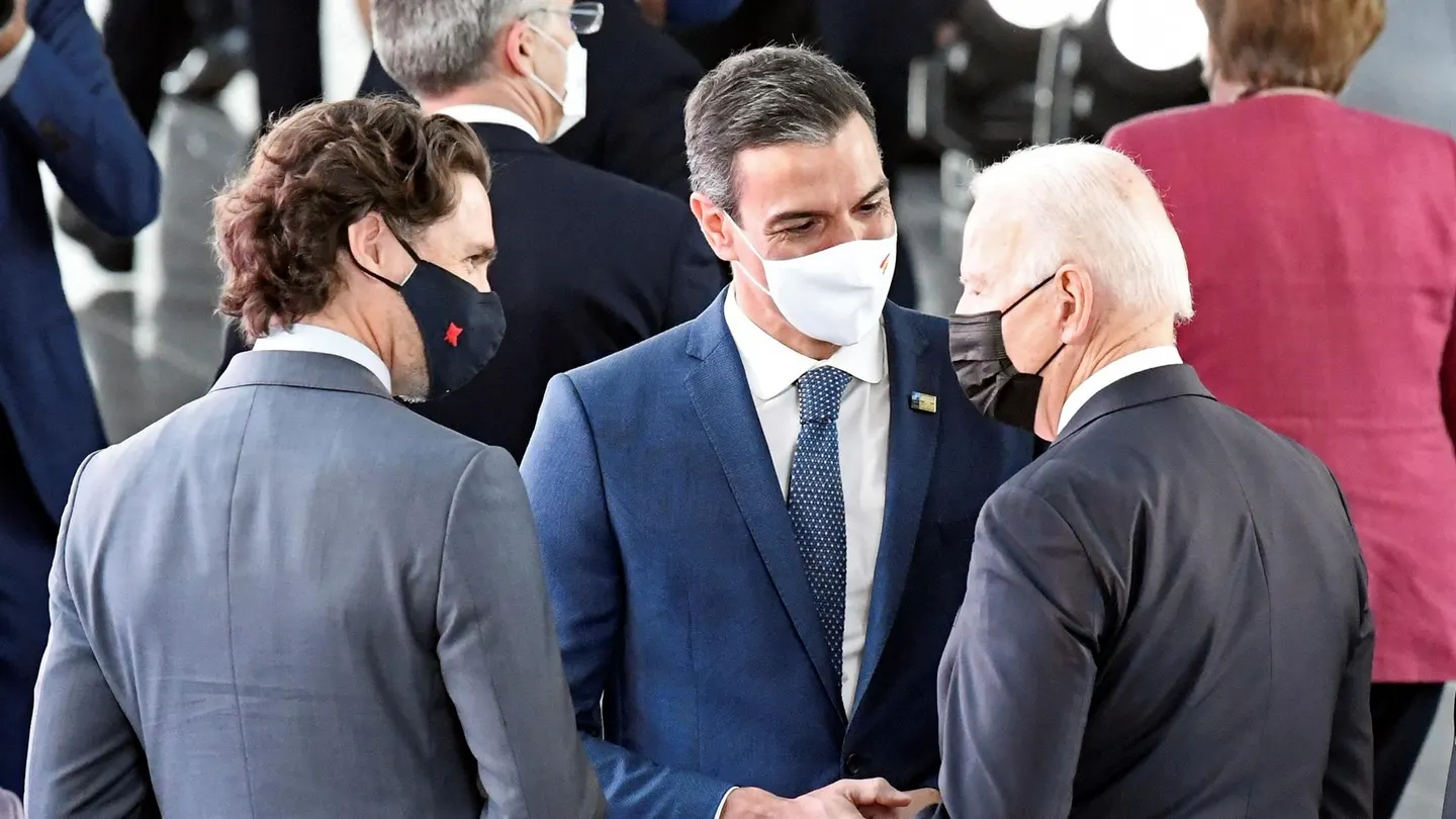 Encuentro entre Pedro Sánchez y Joe Biden en la cumbre de la OTAN Encuentro entre Pedro Sánchez y Joe Biden en la cumbre de la OTAN