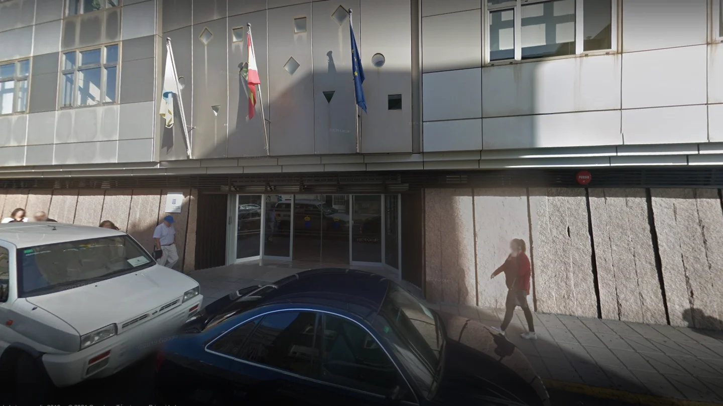 Exteriores del Juzgado de Violencia sobre la Mujer número 2 de Las Palmas de Gran Canaria Condenan a un hombre en Gran Canaria por sacar por la ventana de un undécimo piso al bebé de un año que tiene con su pareja