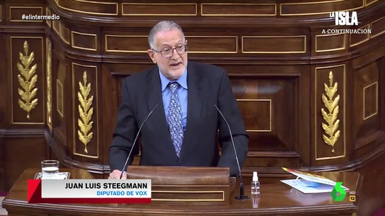 Un diputado de Vox desata las risas al ser interrumpido en el Congreso: "Me ha cortado el clímax" Un diputado de Vox desata las risas al ser interrumpido en el Congreso: "Me ha cortado el clímax"