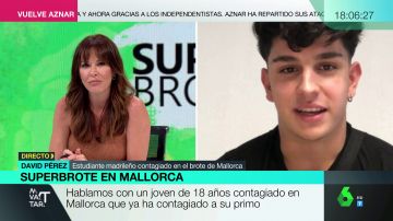 Mamen Mendizábal entrevista a un joven que estuvo en el viaje de fin de curso a Mallorca