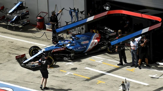 Fernando Alonso sale a pista con el Alpine Fernando Alonso sale a pista con el Alpine