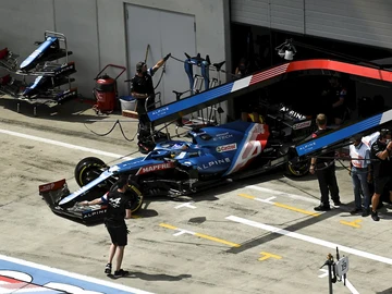 Fernando Alonso sale a pista con el Alpine Fernando Alonso sale a pista con el Alpine