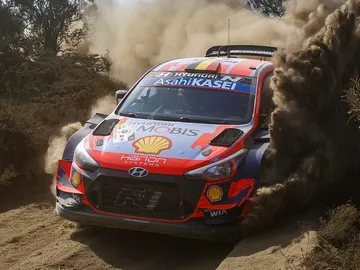 Neuville lidera el Rally Safari Neuville lidera el Rally Safari