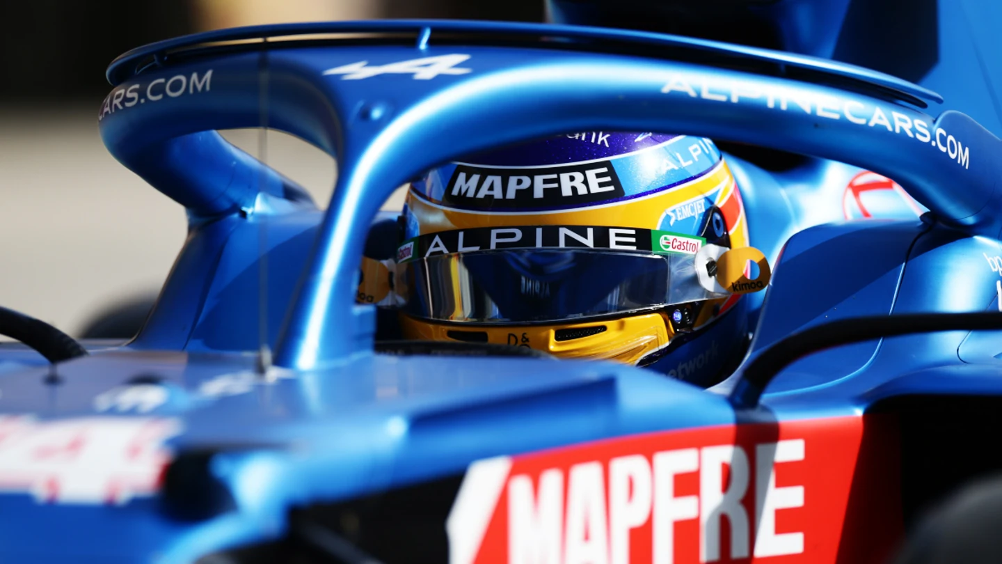 Fernando Alonso, en su monoplaza Fernando Alonso, en su monoplaza