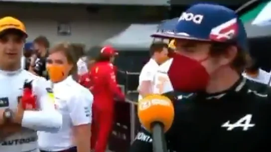 Fernando Alonso 'adelanta' a Lando Norris en zona mixta Fernando Alonso 'adelanta' a Lando Norris en zona mixta