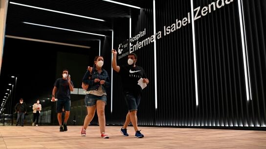 Hospital Isabel Zendal de Madrid: &iquest;C&oacute;mo pedir cita, c&oacute;mo llegar en transporte p&uacute;blico, c&oacute;mo aparcar?